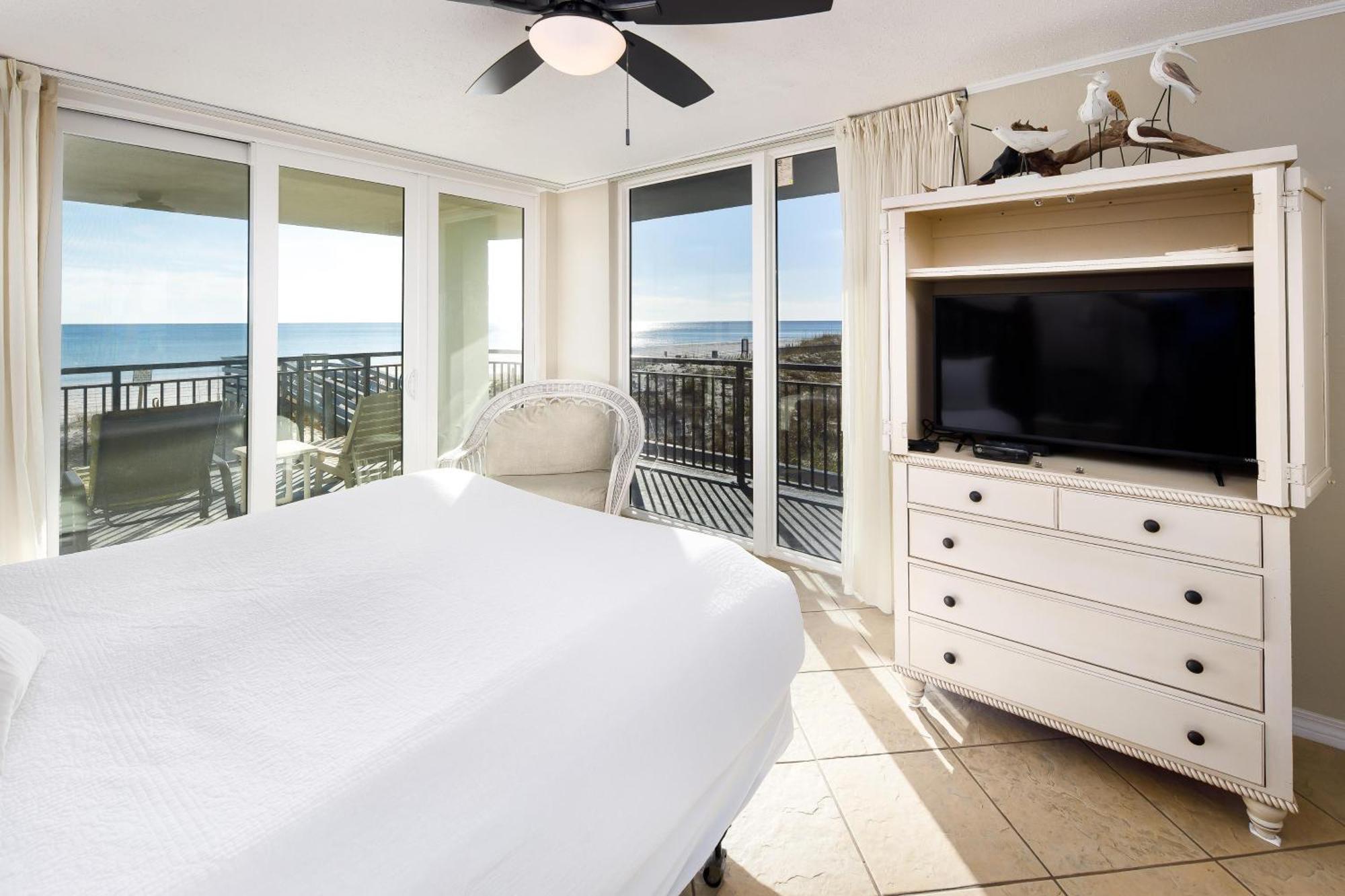 Nautilus 1201 - Gulf Front 2 Bedroom Huge Wrap Around Balcony 2Nd Floor! ฟอร์ตวัลตันบีช ภายนอก รูปภาพ